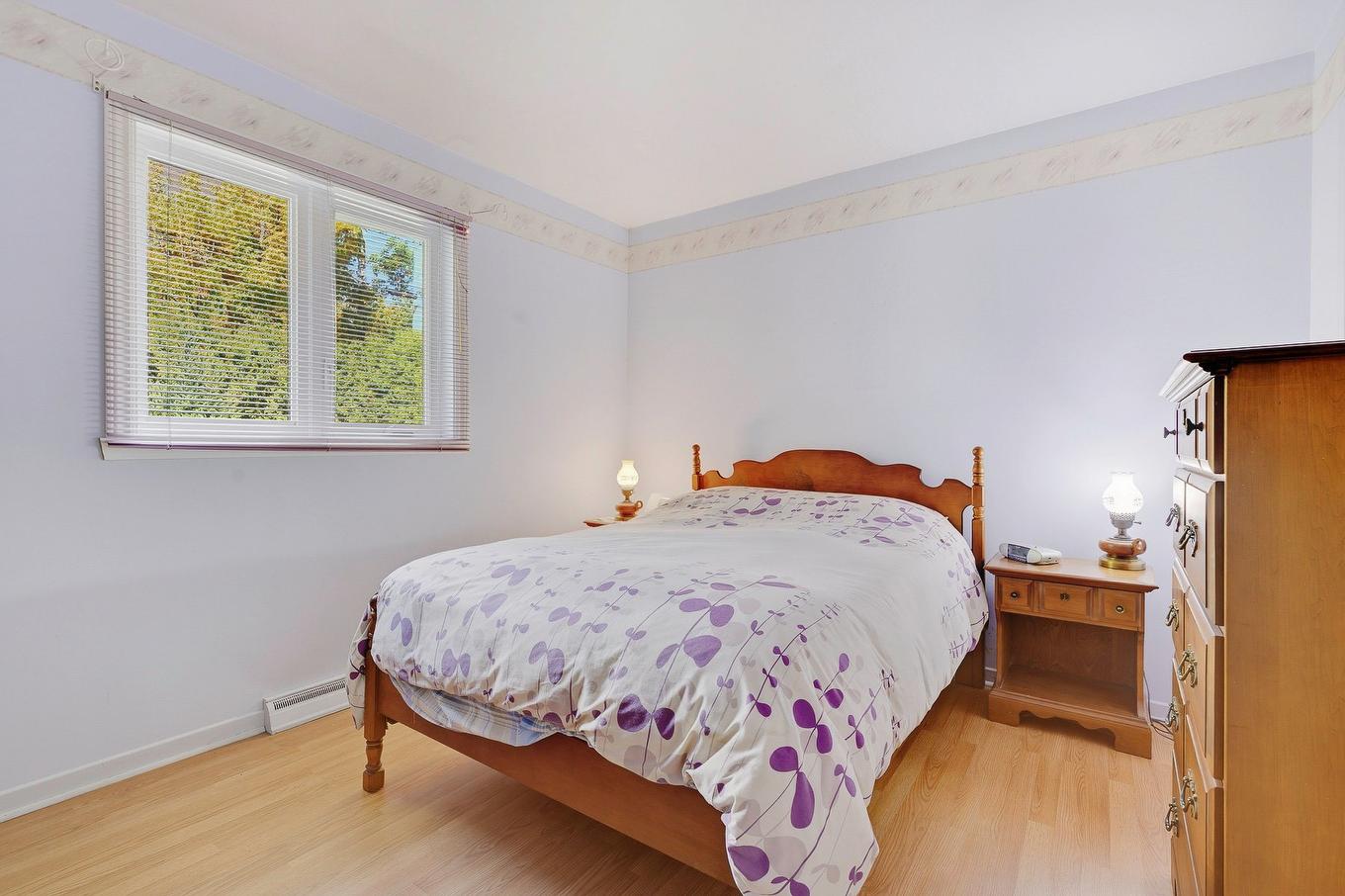 Primary bedroom - 178 Rue De St-Pierre, Saint-Jérôme, QC - Indoor Photo Showing Bedroom