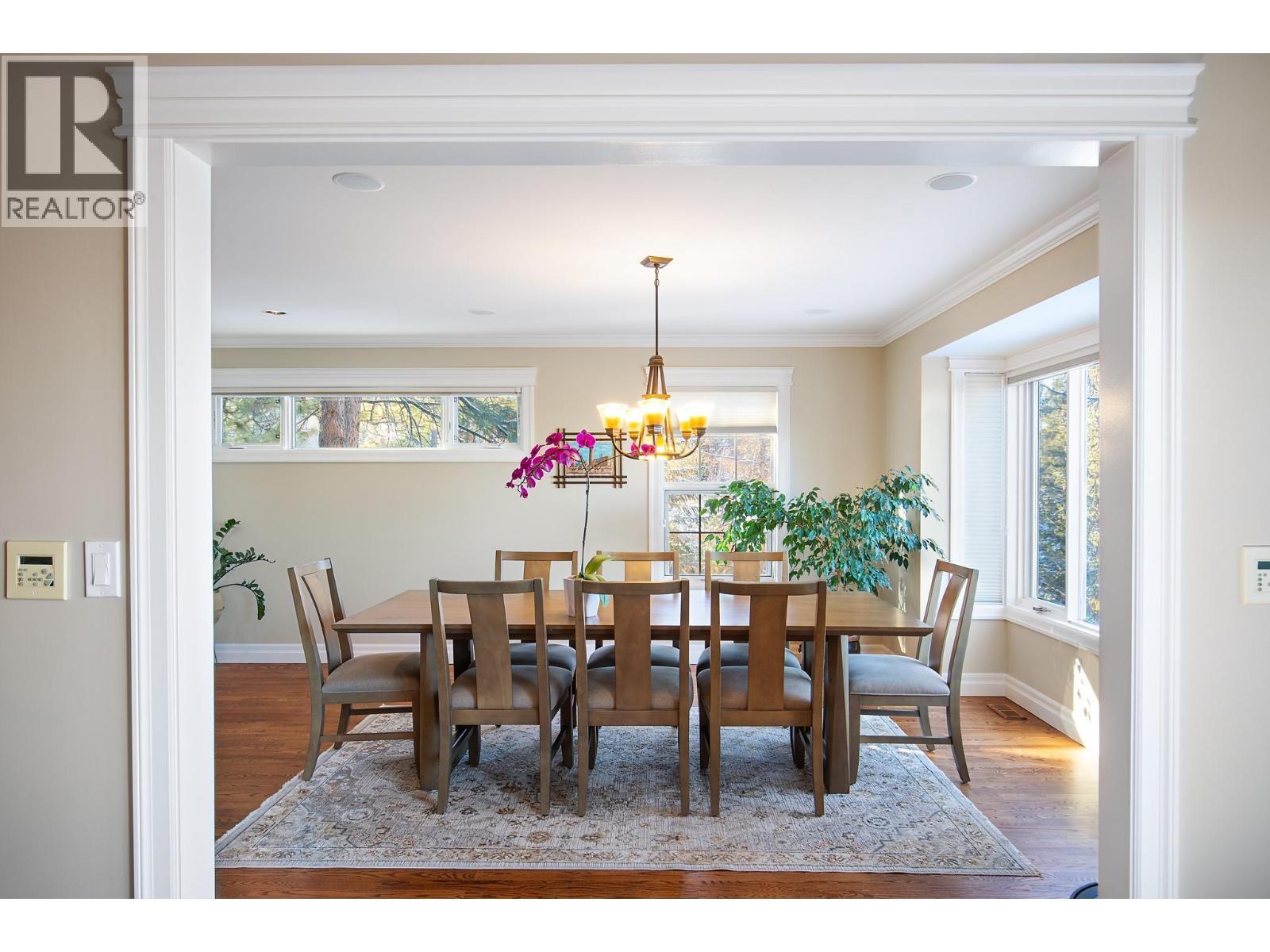 1978 High Schylea Drive, Kamloops, BC - Indoor Photo Showing Dining Room
