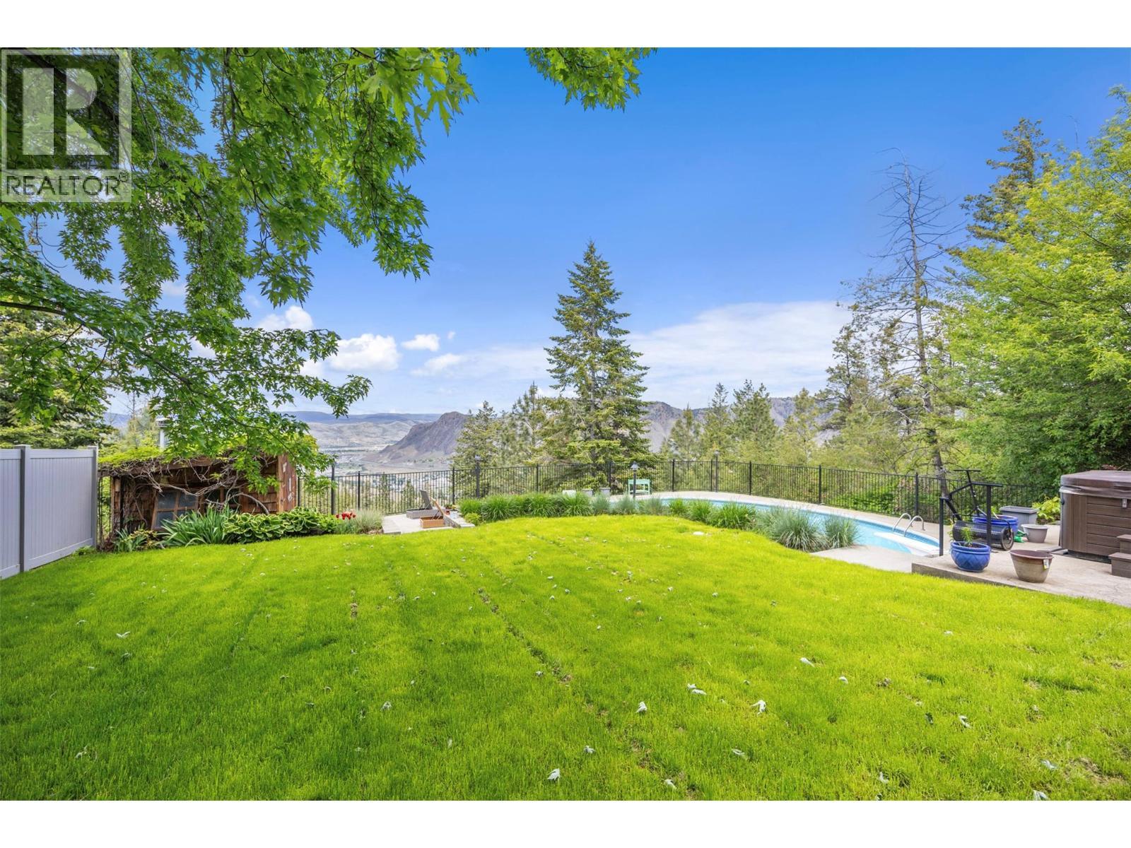 1978 High Schylea Drive, Kamloops, BC - Outdoor With Backyard