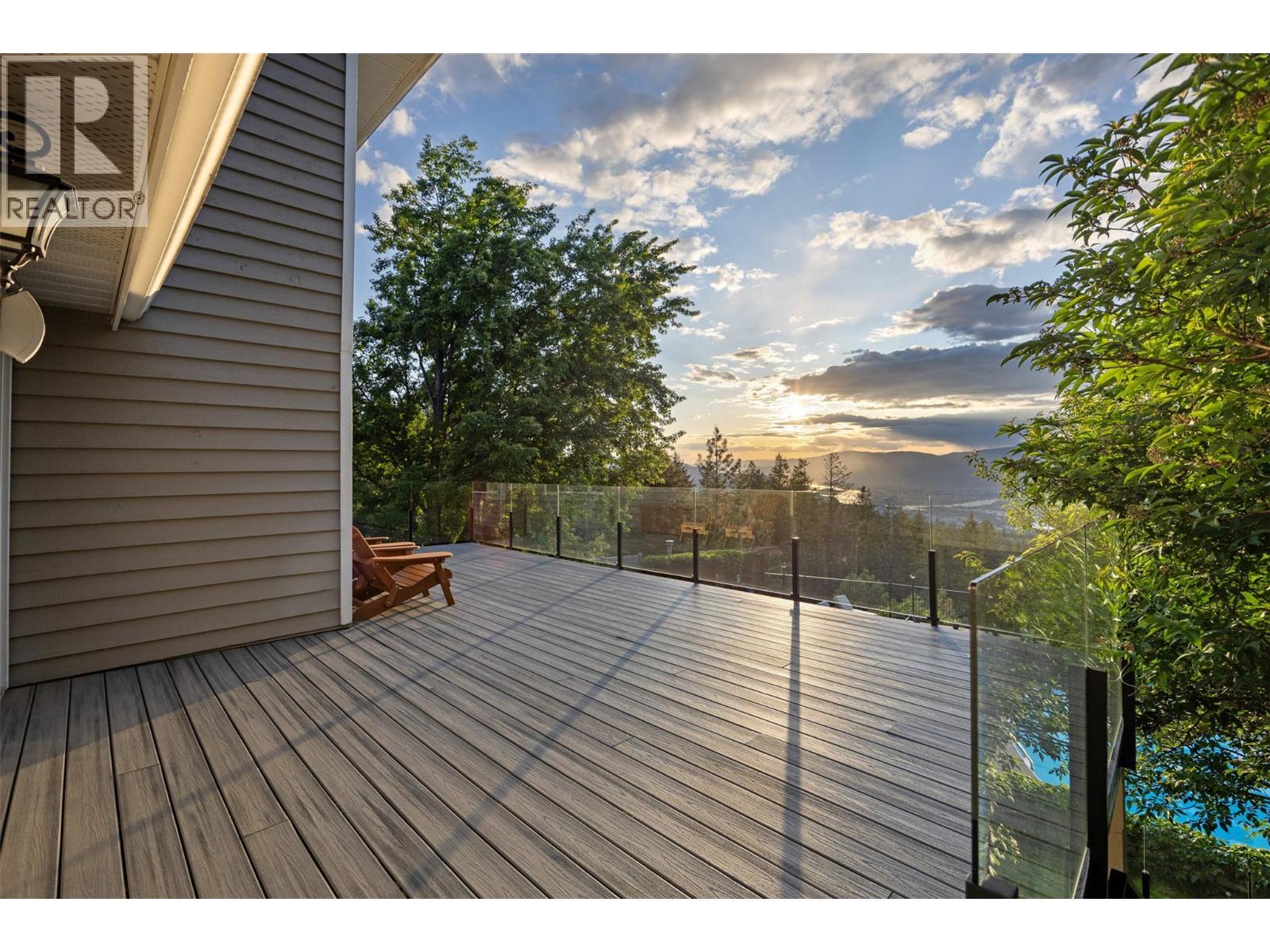 1978 High Schylea Drive, Kamloops, BC - Outdoor