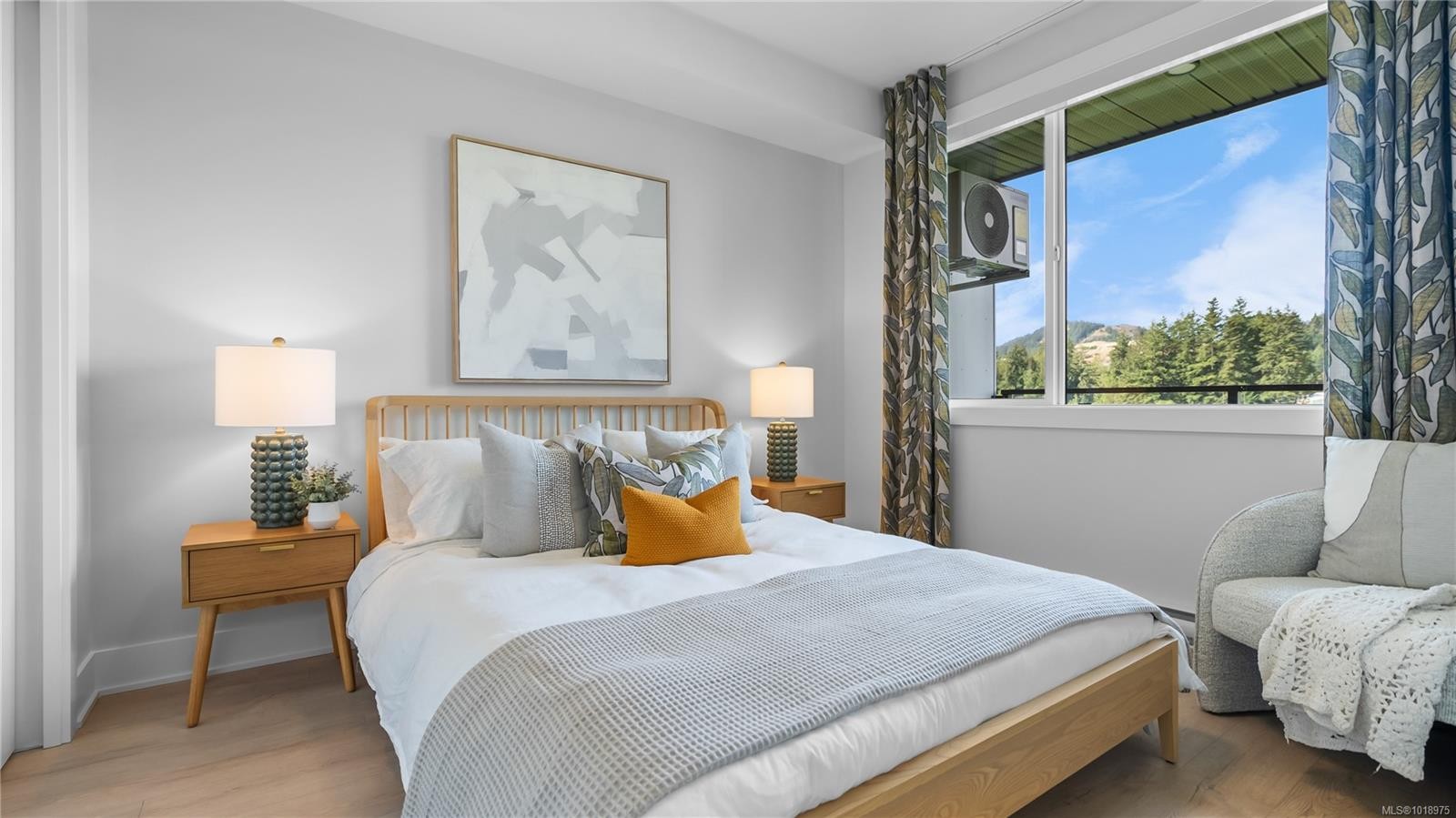 614-1371 Goldstream Ave, Langford, BC - Indoor Photo Showing Bedroom