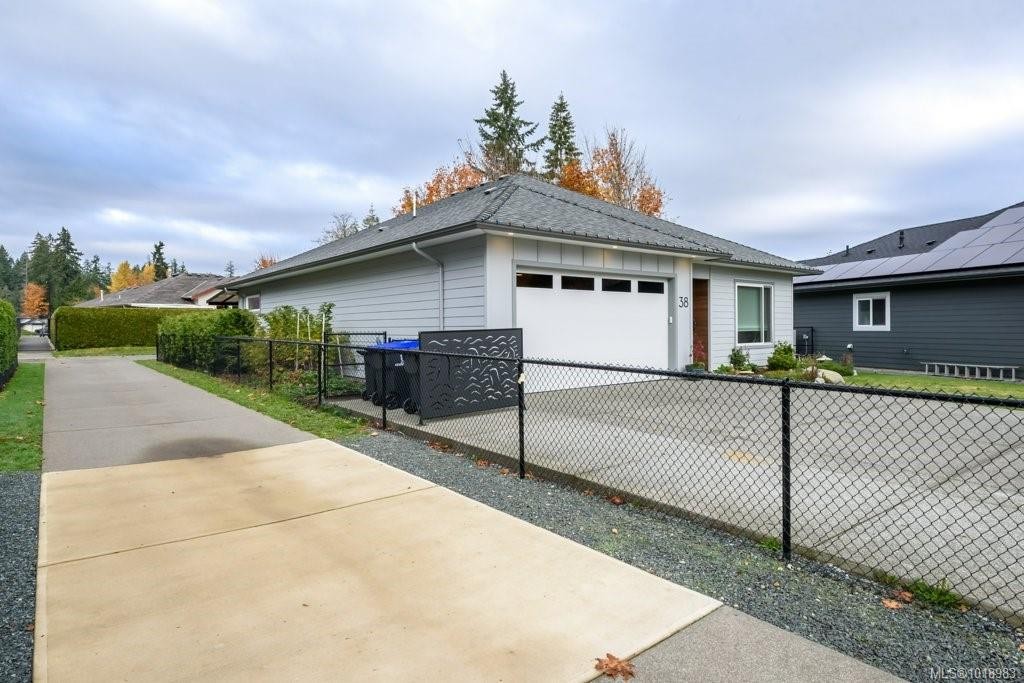 38 Grayhawk Pl, Courtenay, BC