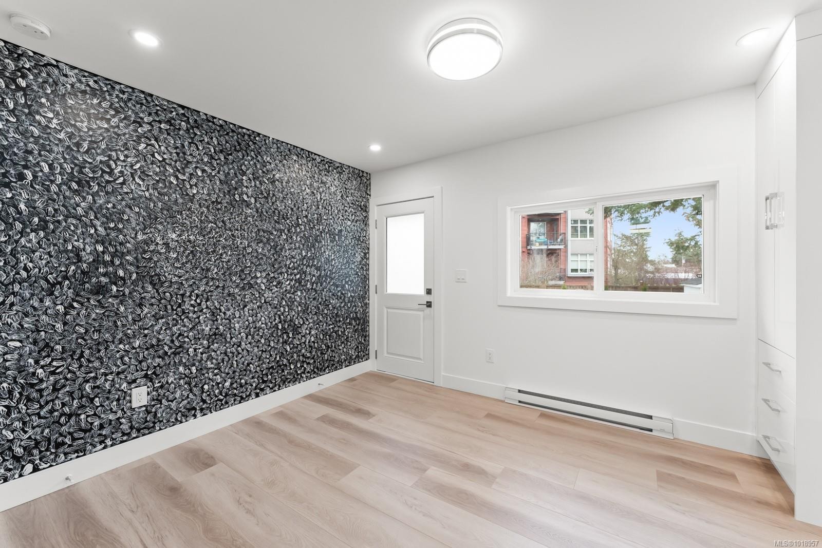 4037 Lakehill Pl, Saanich, BC