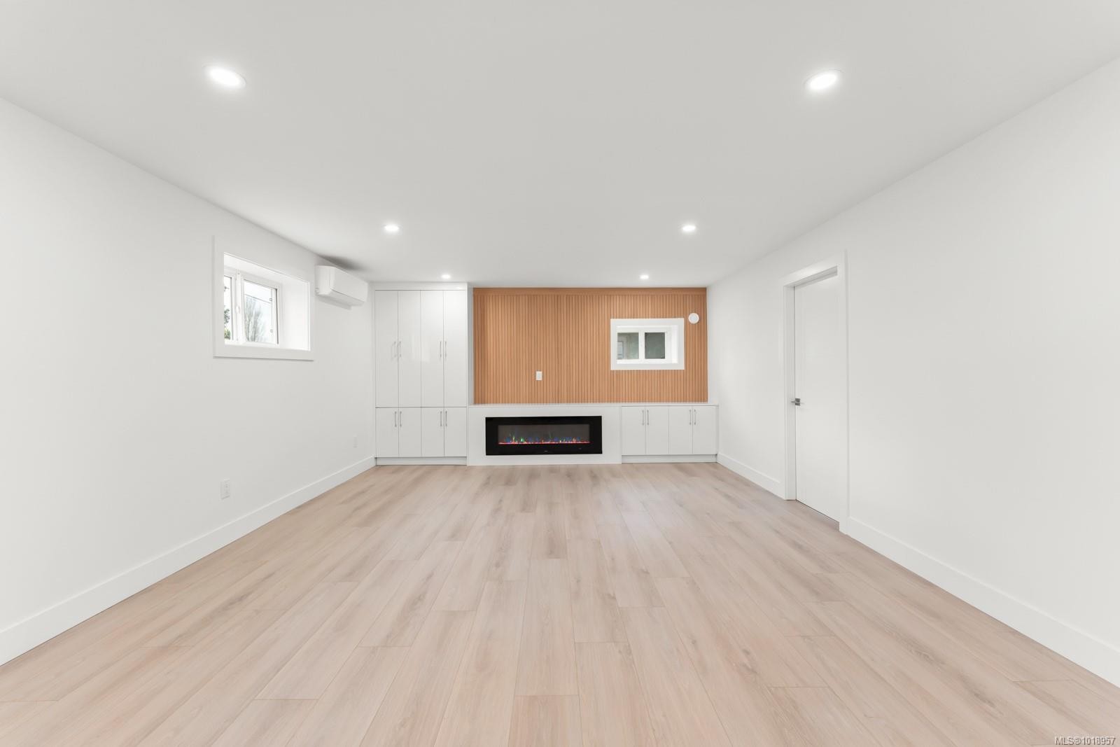 4037 Lakehill Pl, Saanich, BC