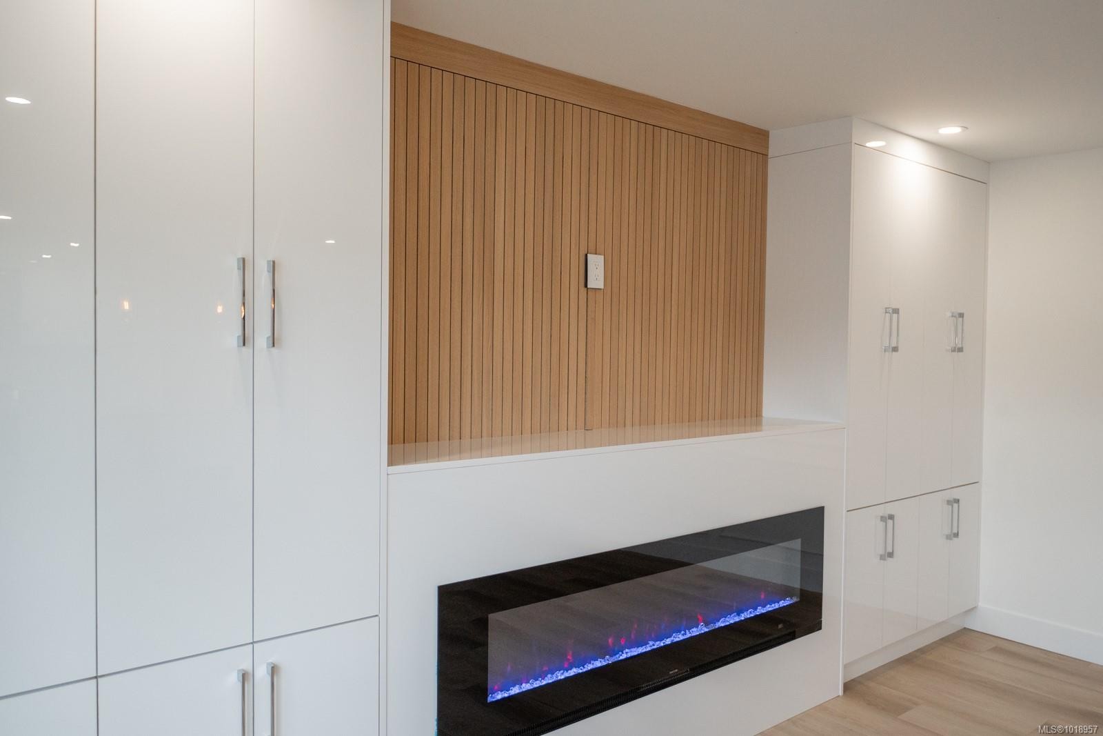 4037 Lakehill Pl, Saanich, BC