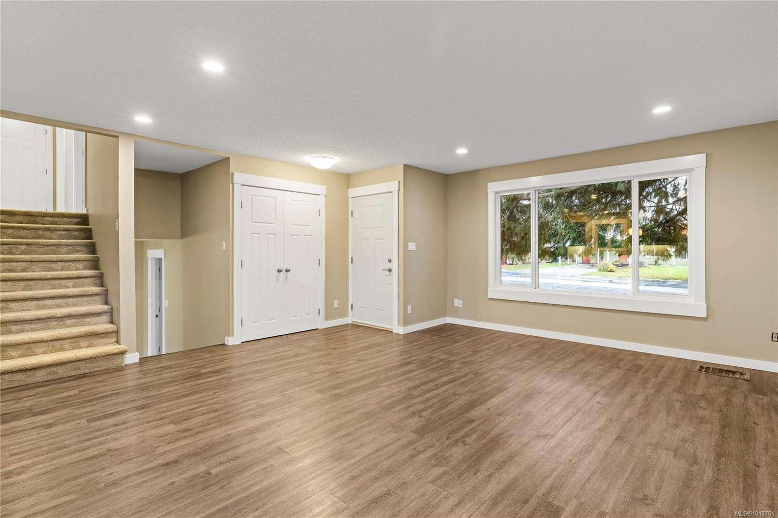 642 Forsyth Ave, Parksville, BC