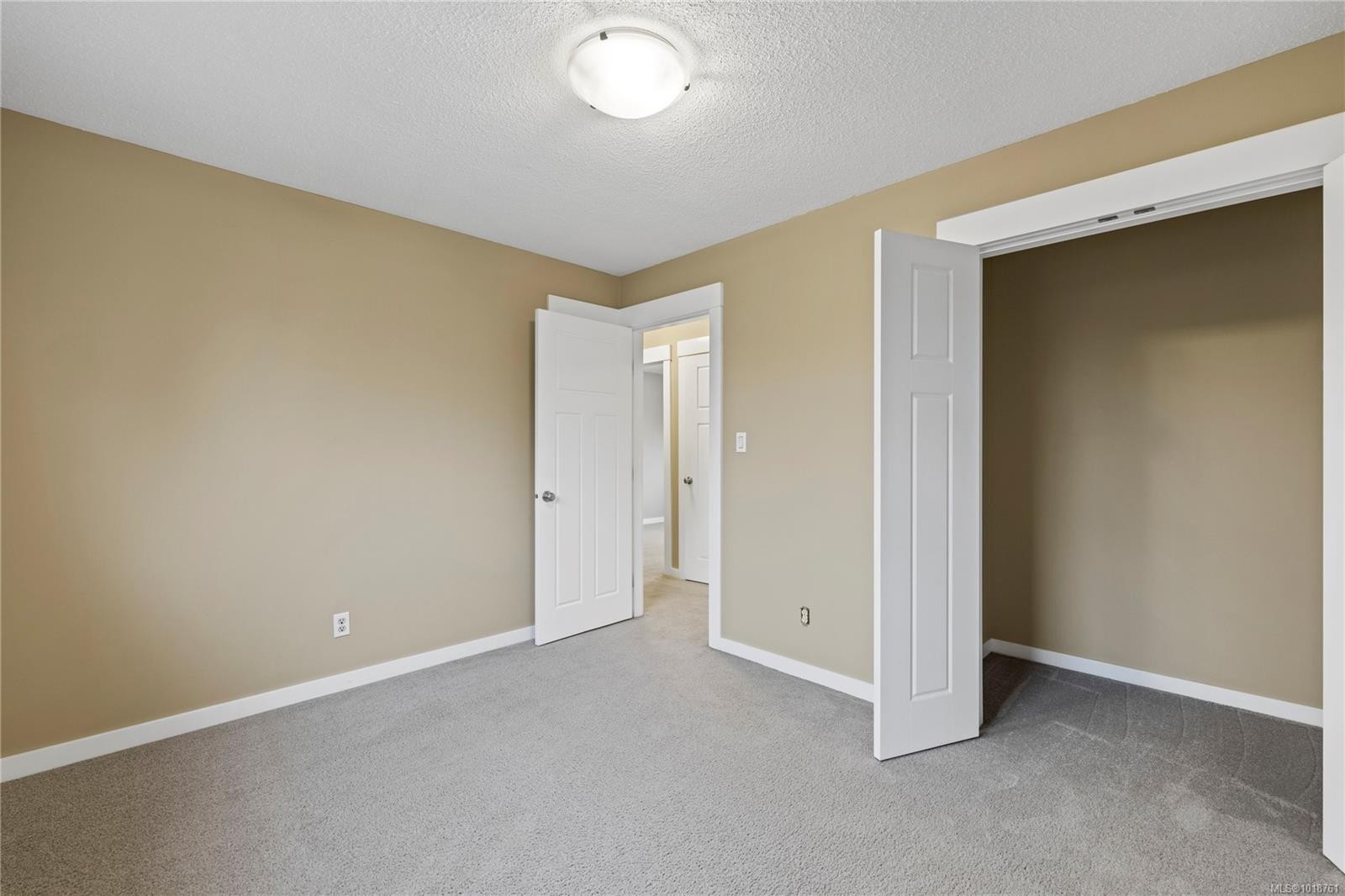 642 Forsyth Ave, Parksville, BC