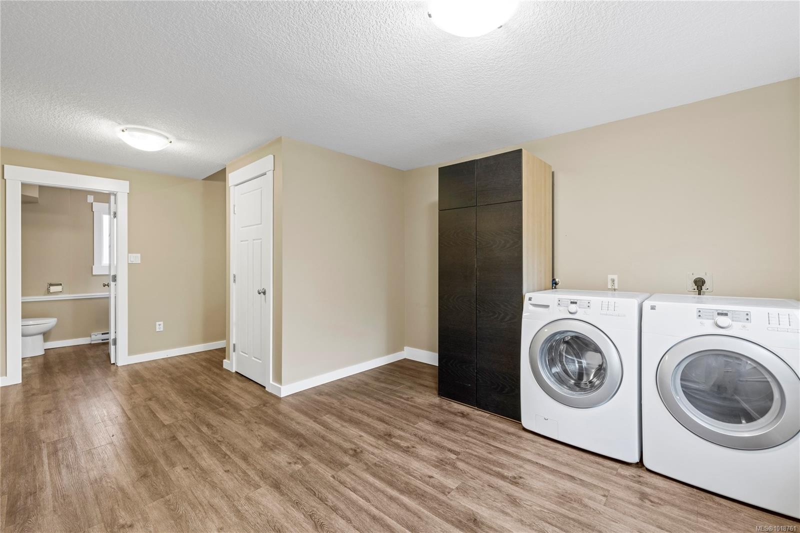 642 Forsyth Ave, Parksville, BC