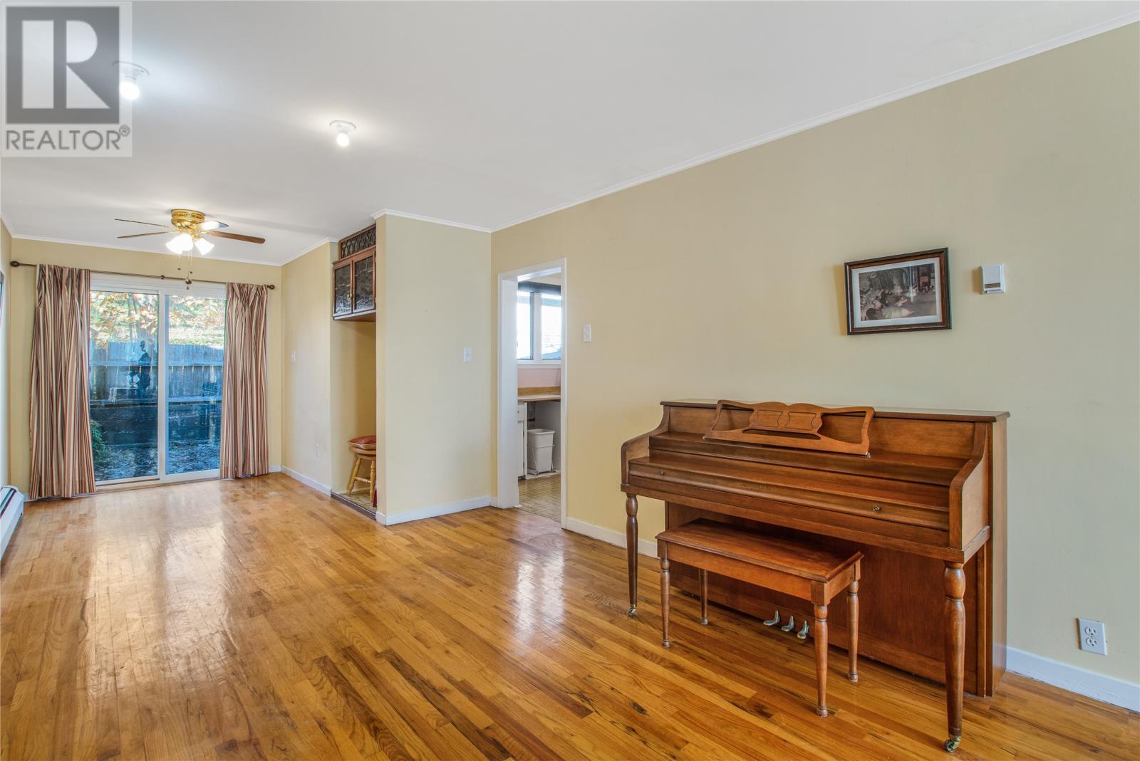 78 St. Clare Avenue, St. John'S, NL - Indoor Photo Showing Other Room