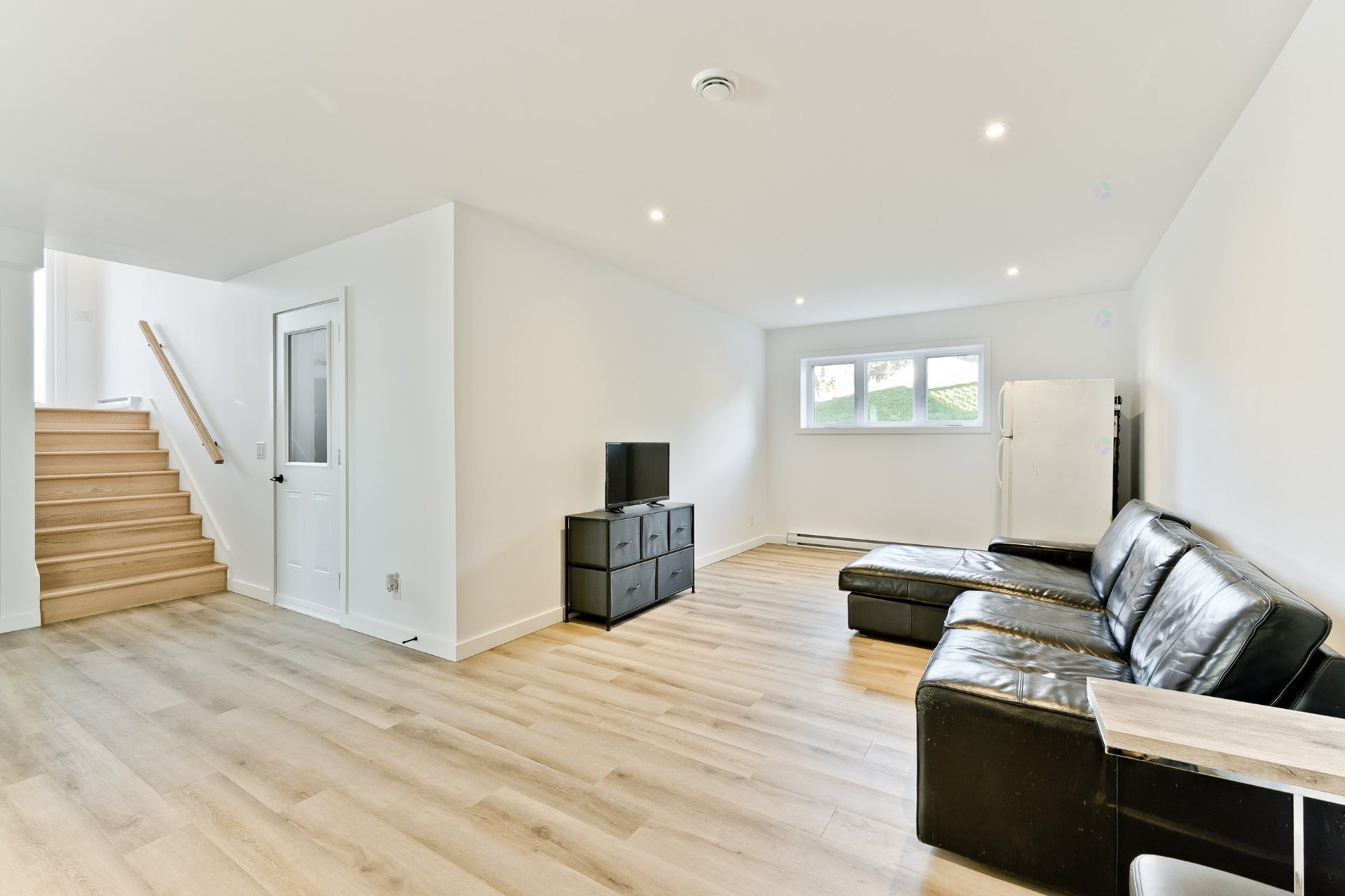Family Room - 780 Rue Mcauley, Coaticook, QC - Indoor Photo Showing Living Room