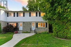 U6 - 258 RICHARDSON DRIVE Norfolk, ON N0A 1N4