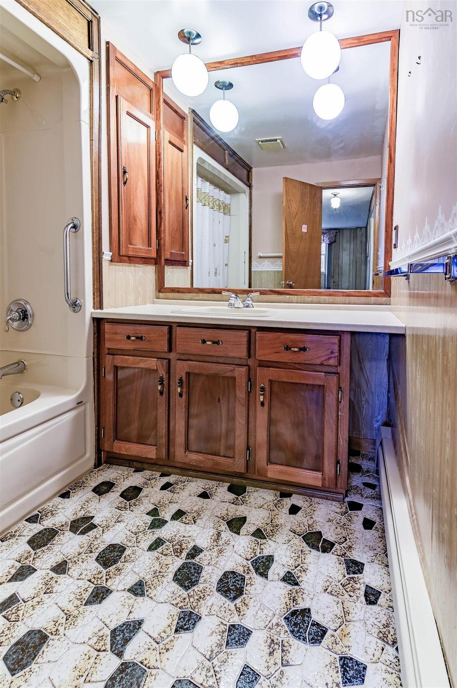 4022 Aylesford Rd, Lake Paul, NS