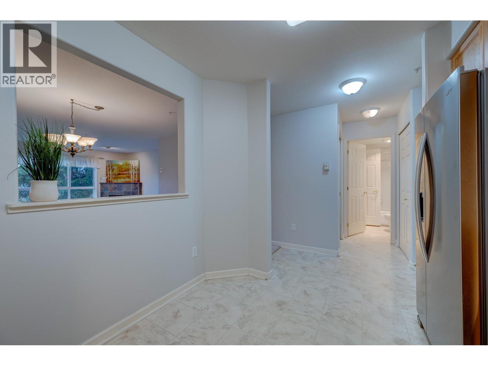 860 Nicolani Drive Unit# 204, Kamloops, BC - Indoor Photo Showing Other Room