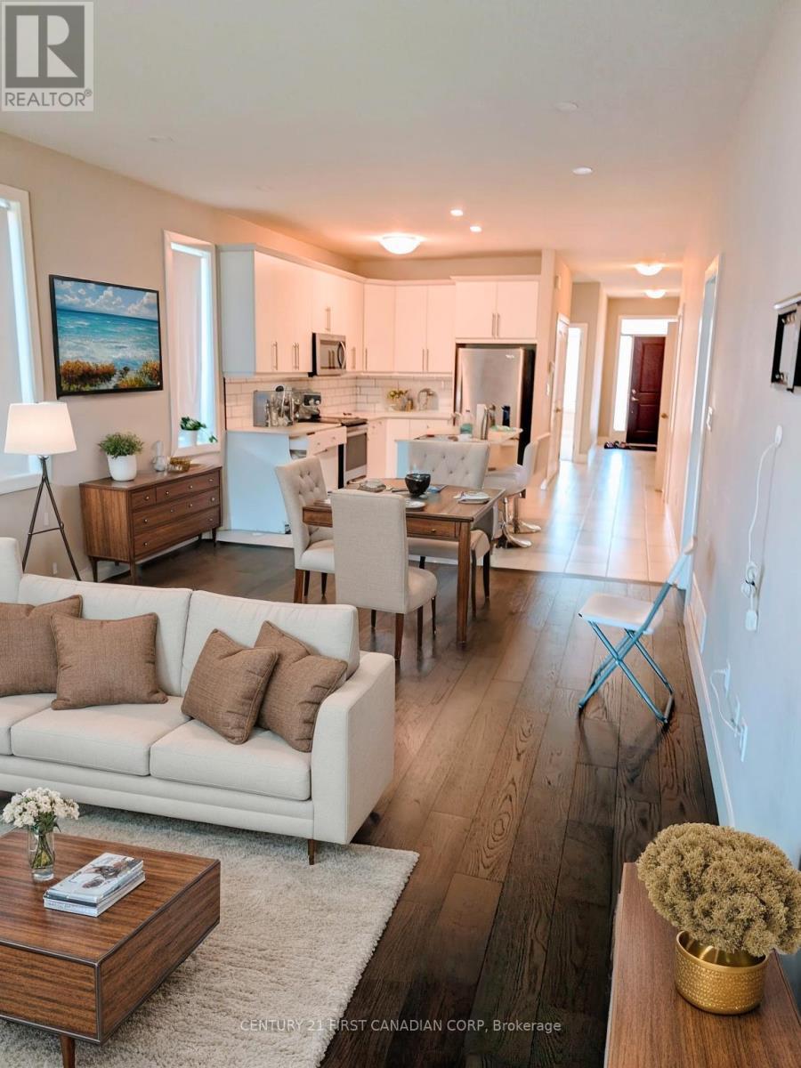 Virtually Staged Living Room - 5 - 1355 Whetherfield Street, London North (North M), ON - Indoor Photo Showing Living Room