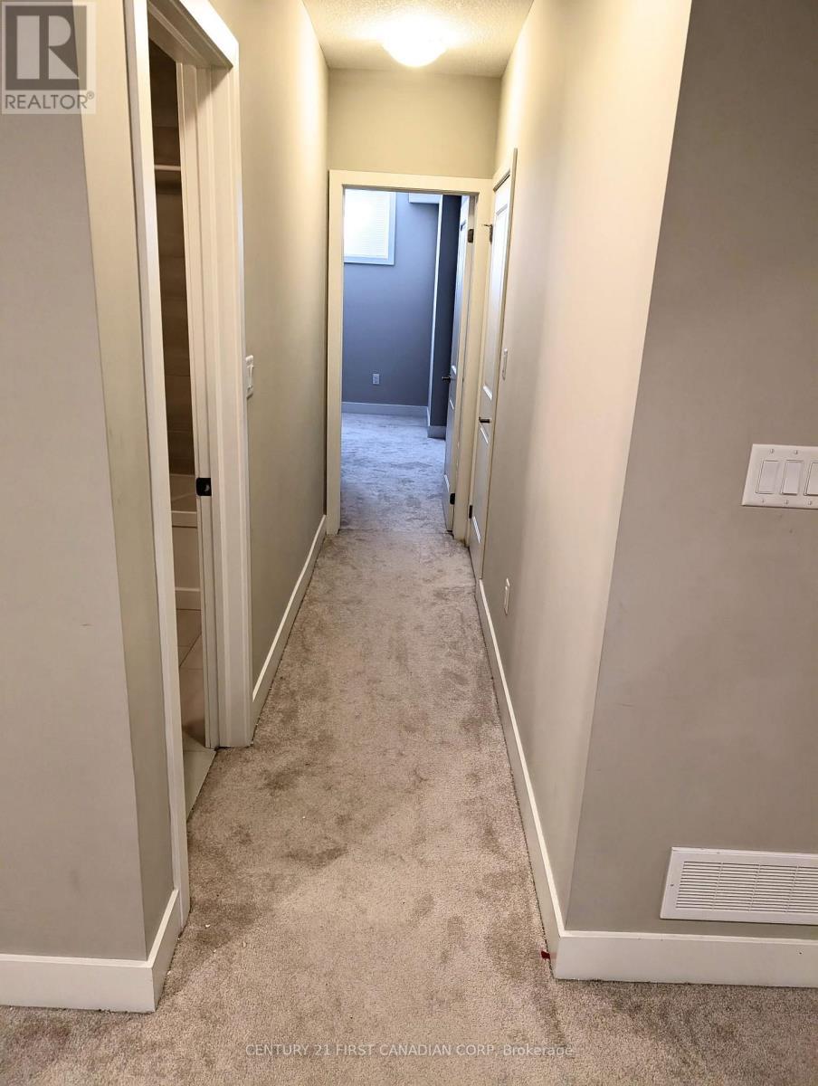 5 - 1355 Whetherfield Street, London North (North M), ON - Indoor Photo Showing Other Room