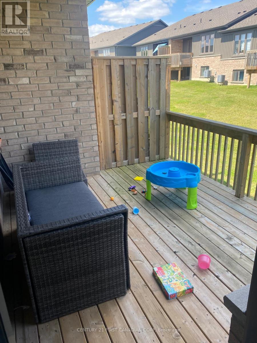 5 - 1355 Whetherfield Street, London North (North M), ON - Outdoor With Exterior