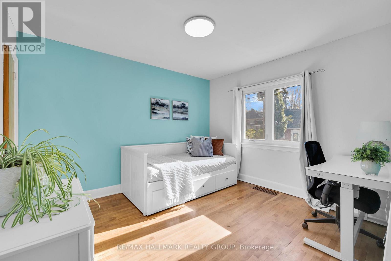 163 Ruskin Street, Ottawa, ON - Indoor Photo Showing Bedroom