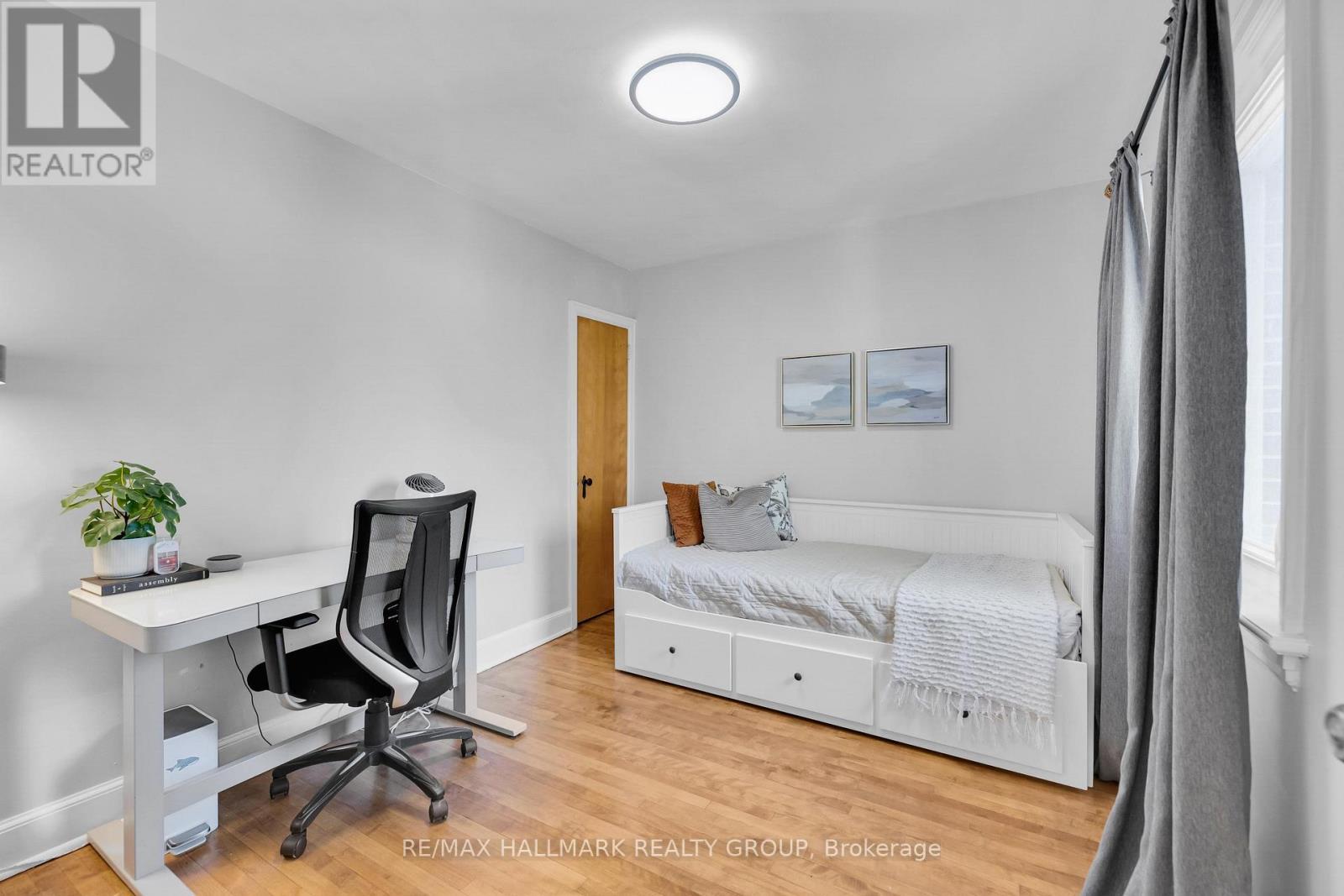 163 Ruskin Street, Ottawa, ON - Indoor Photo Showing Bedroom