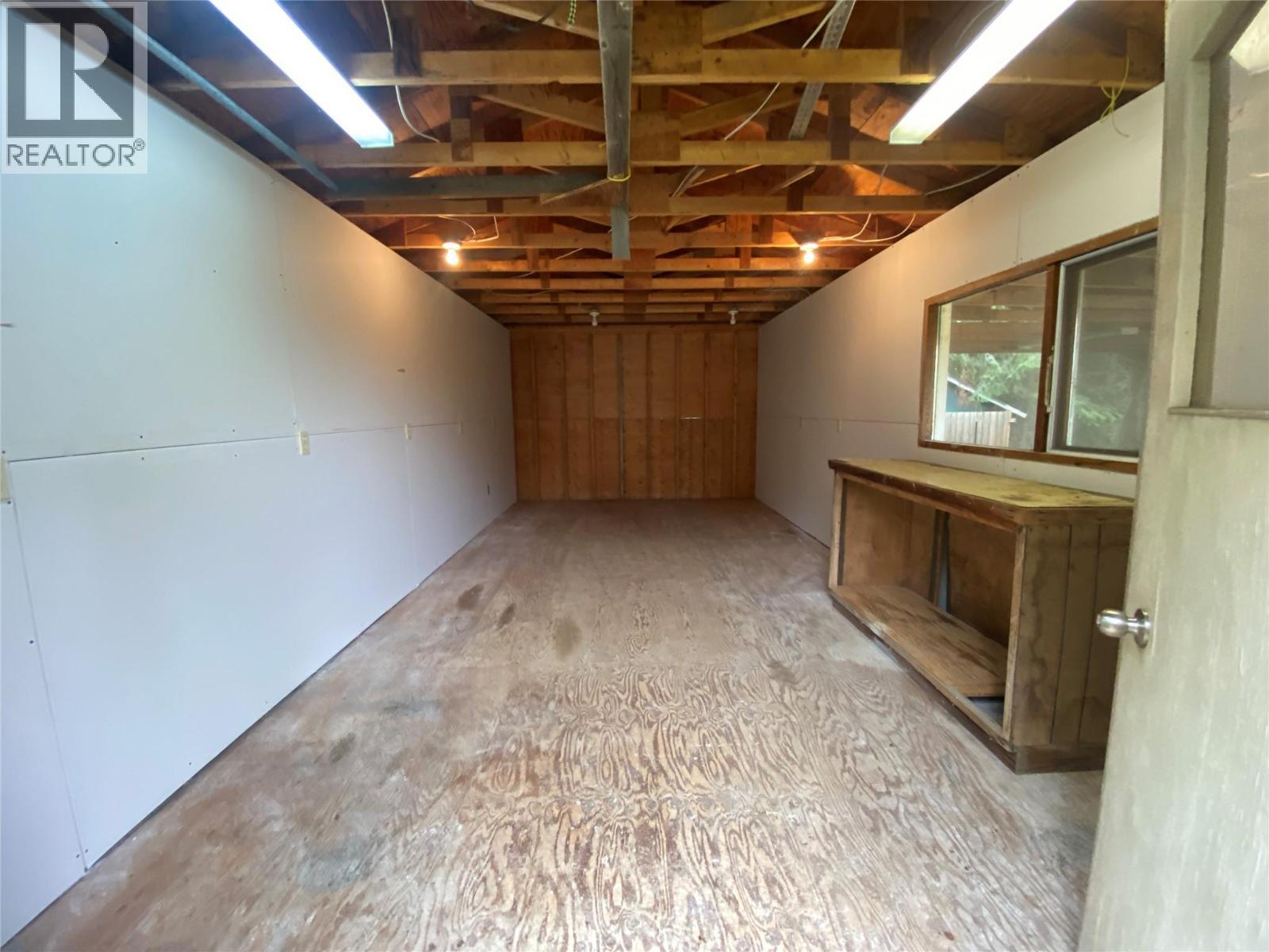 Workshop - 655 Caouette Road, Sorrento, BC