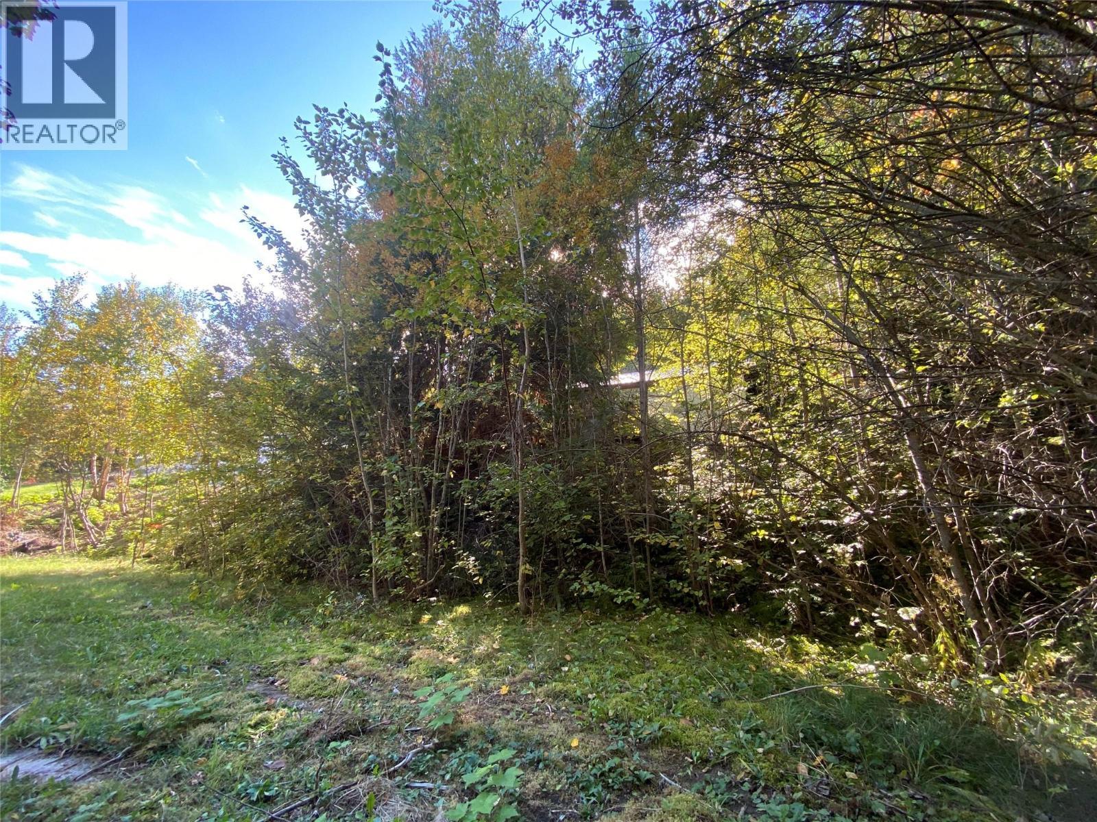 655 Caouette Road, Sorrento, BC