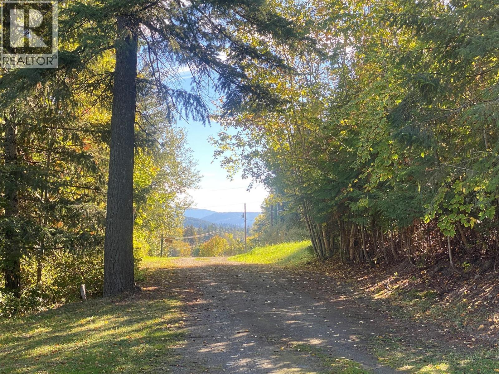 655 Caouette Road, Sorrento, BC