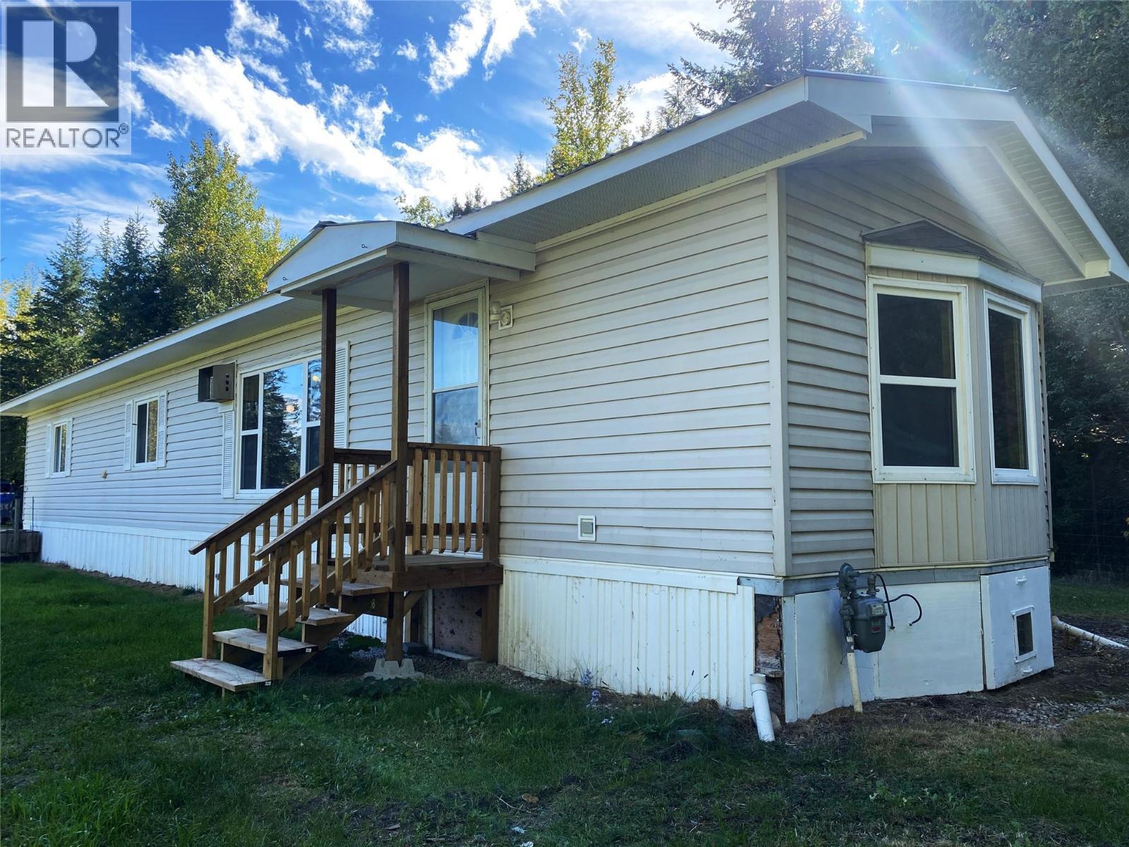 655 Caouette Road, Sorrento, BC