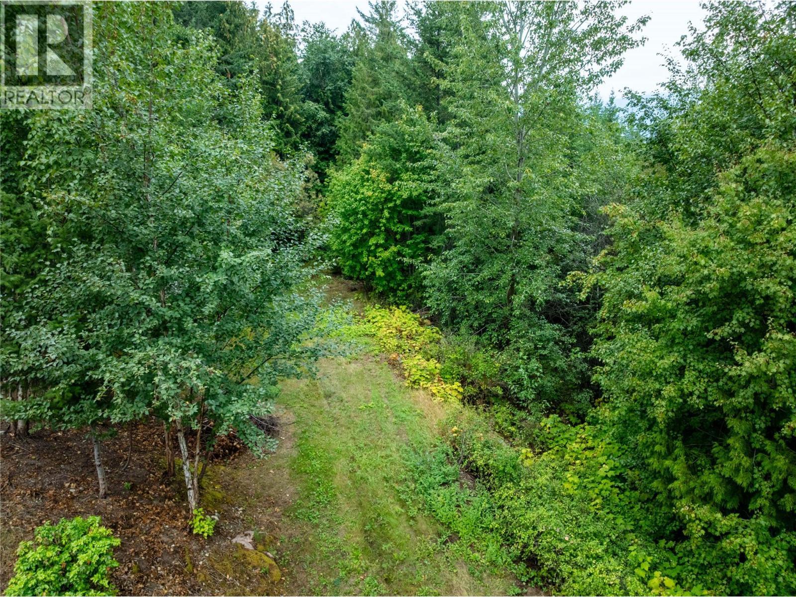655 Caouette Road, Sorrento, BC