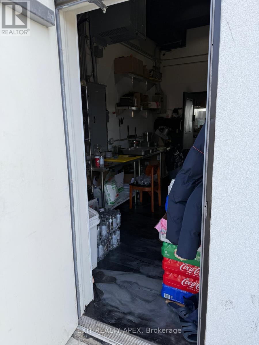 277 Upper Centennial Parkway, Hamilton, ON