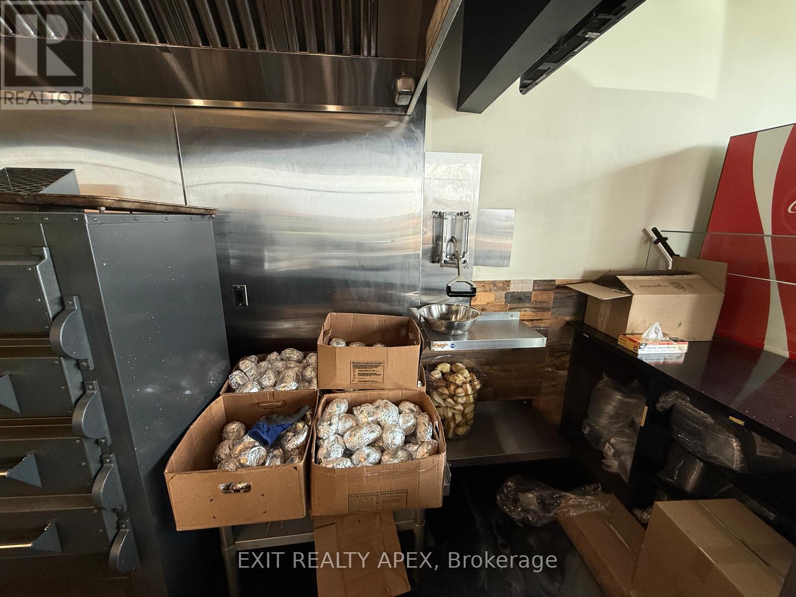 277 Upper Centennial Parkway, Hamilton, ON