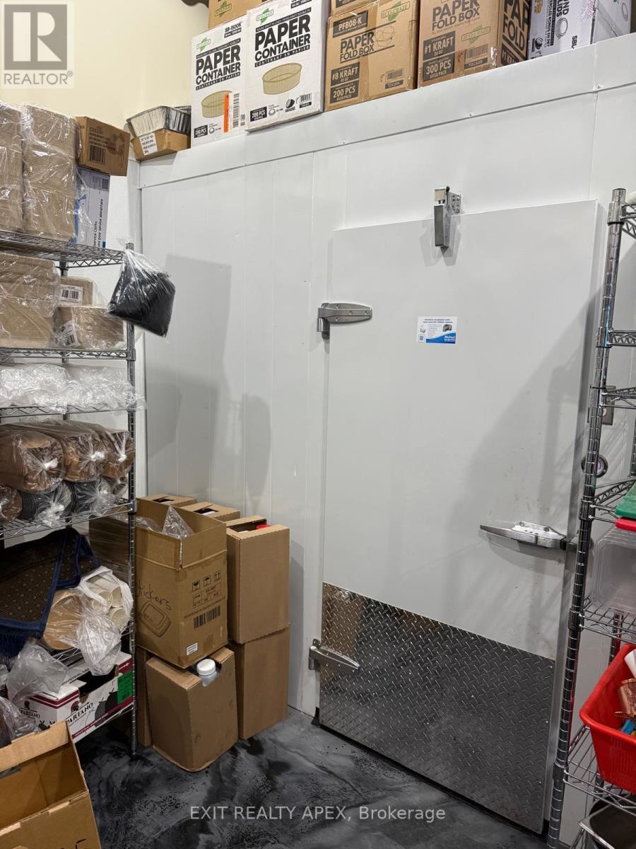 277 Upper Centennial Parkway, Hamilton, ON