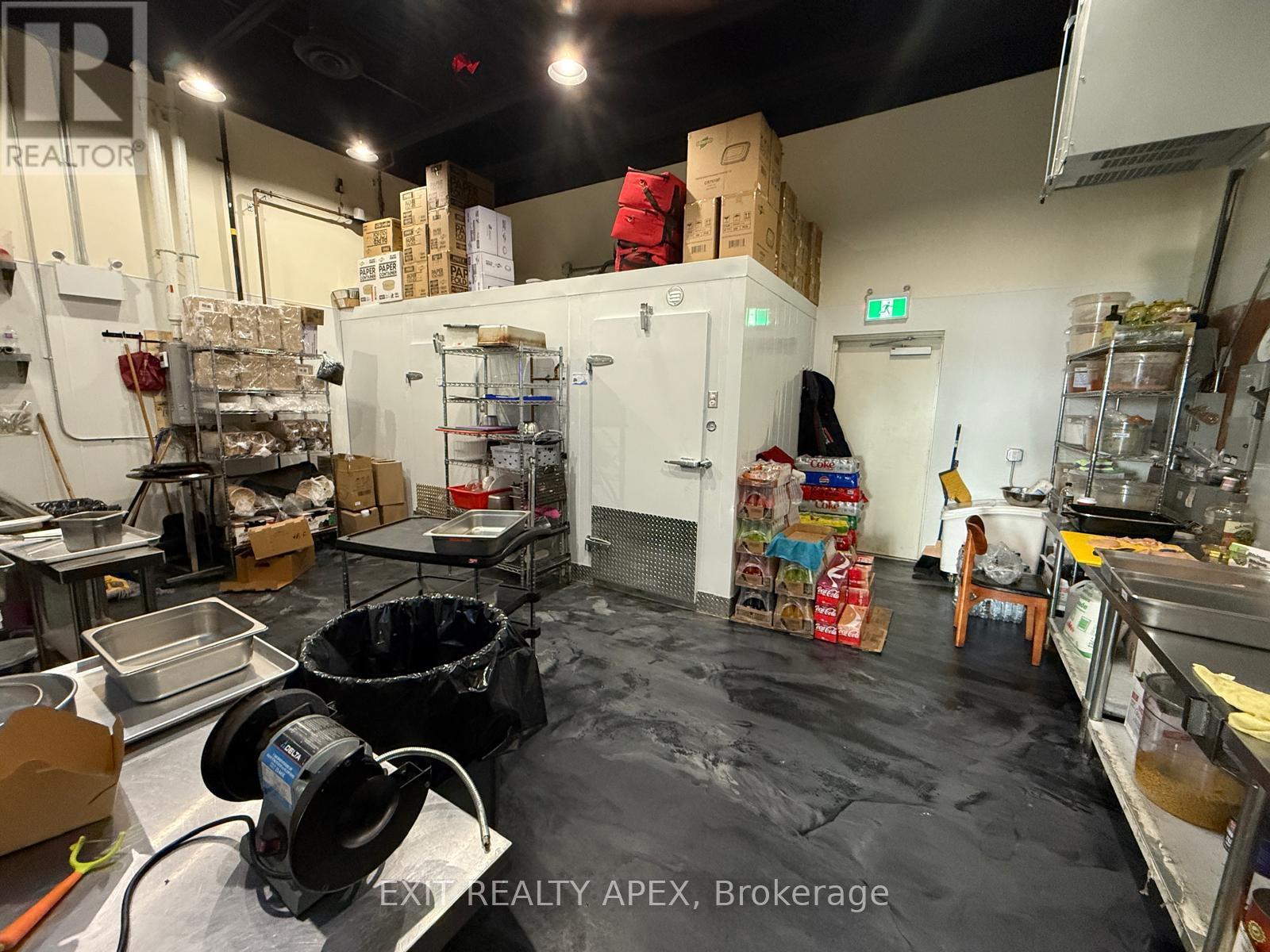 277 Upper Centennial Parkway, Hamilton, ON