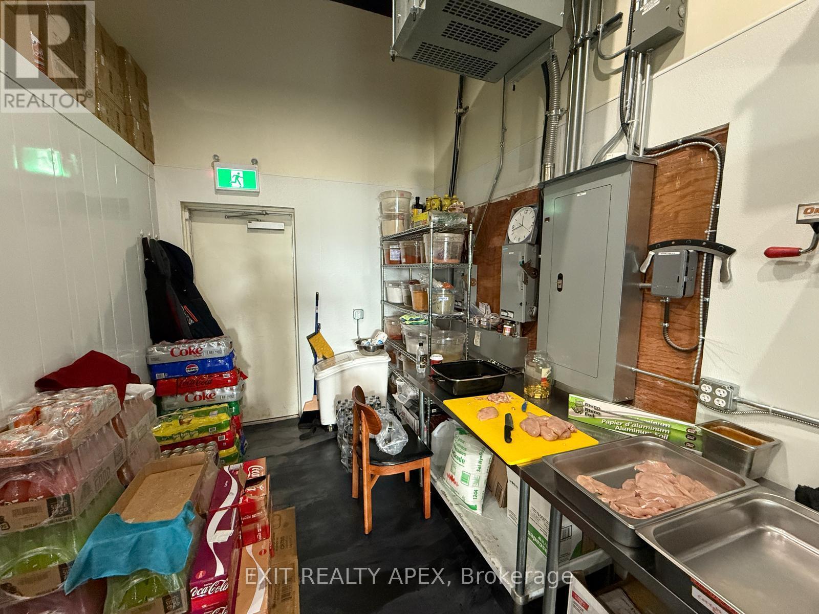 277 Upper Centennial Parkway, Hamilton, ON