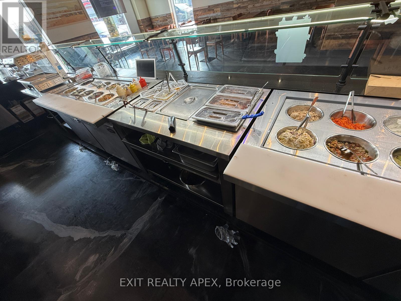 277 Upper Centennial Parkway, Hamilton, ON