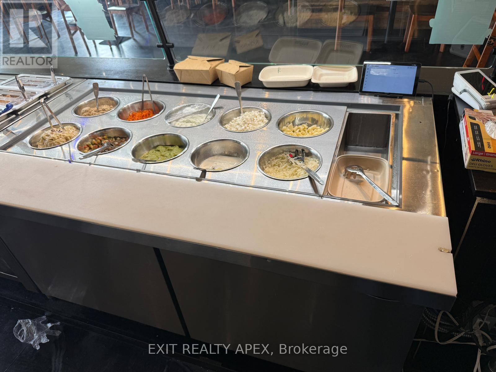 277 Upper Centennial Parkway, Hamilton, ON