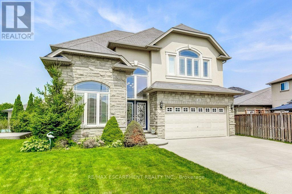 33 Lockman Drive, Hamilton, ON - Outdoor