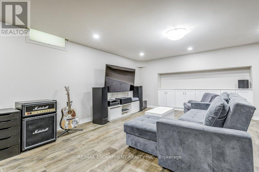 33 Lockman Drive, Hamilton, ON - Indoor