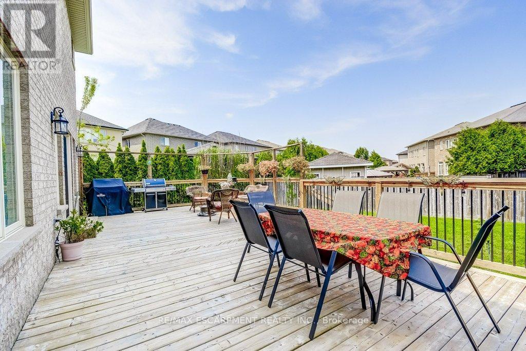 33 Lockman Drive, Hamilton, ON - Outdoor With Deck Patio Veranda With Exterior
