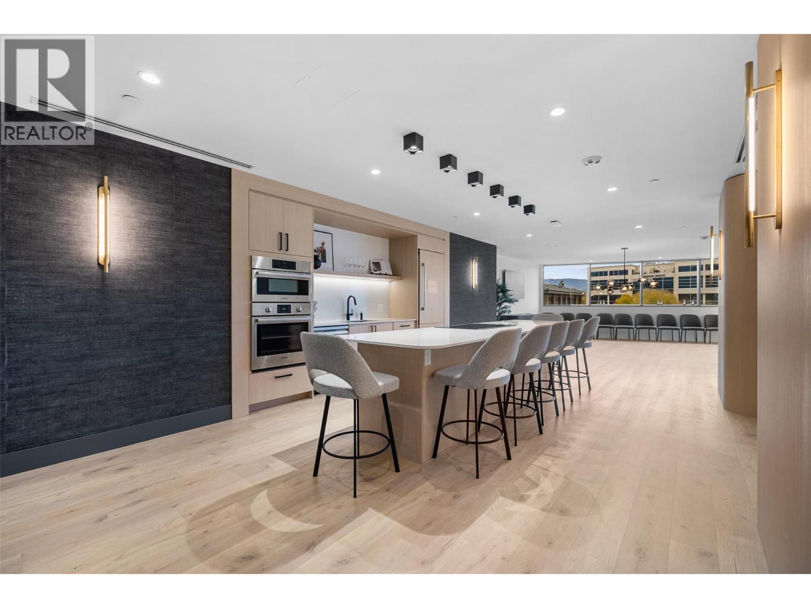 3340 Lakeshore Road Unit# 802, Kelowna, BC - Indoor