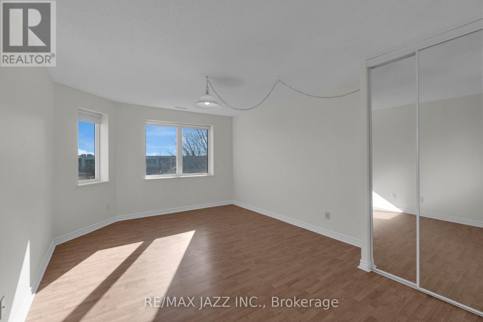 304 - 7 Dayspring Circle, Brampton (Goreway Drive Corridor), ON - Indoor Photo Showing Other Room