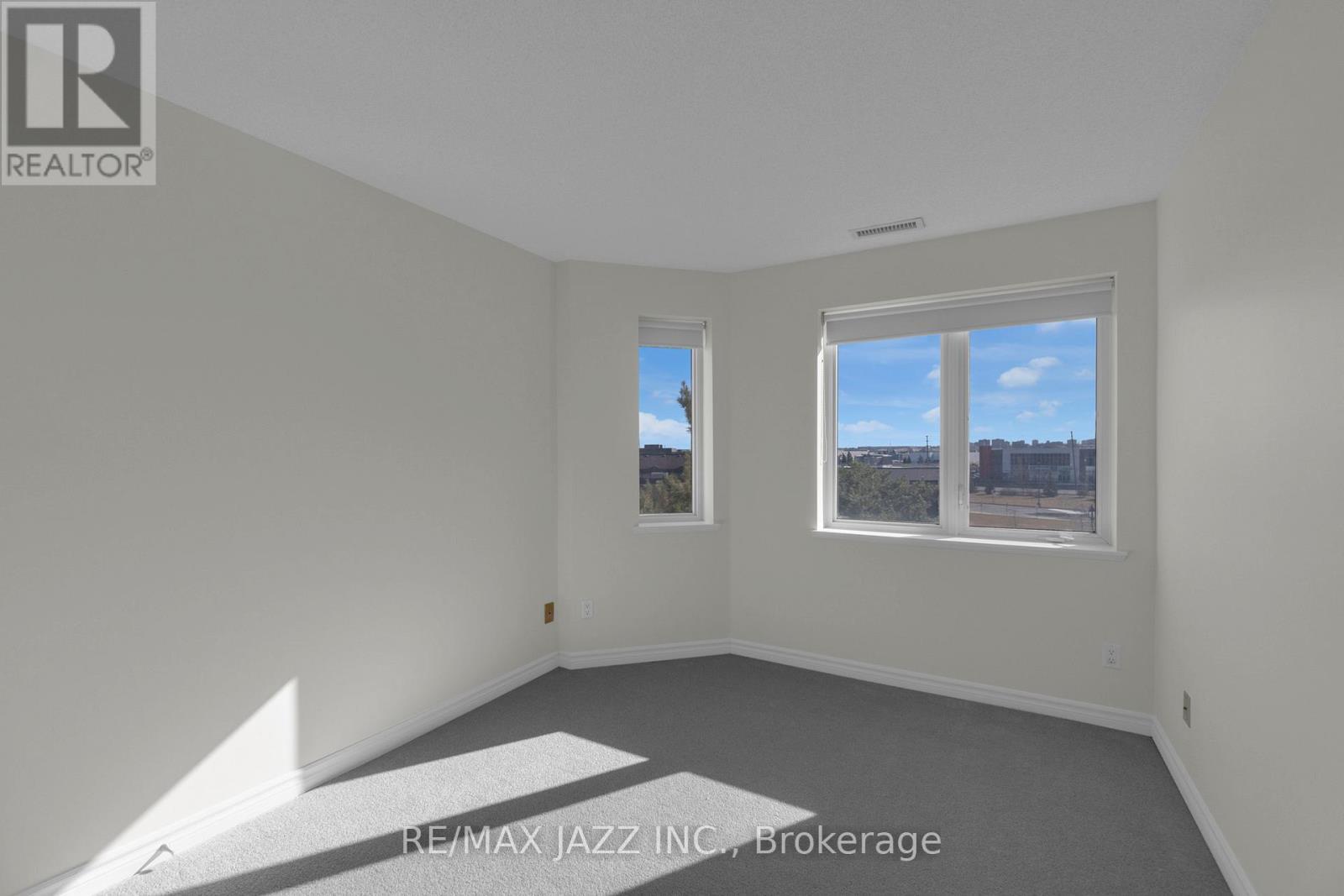 304 - 7 Dayspring Circle, Brampton (Goreway Drive Corridor), ON - Indoor Photo Showing Other Room