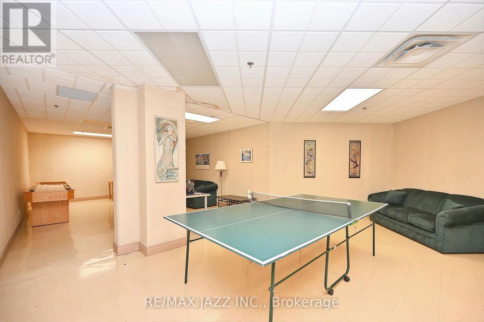 304 - 7 Dayspring Circle, Brampton (Goreway Drive Corridor), ON - Indoor Photo Showing Other Room