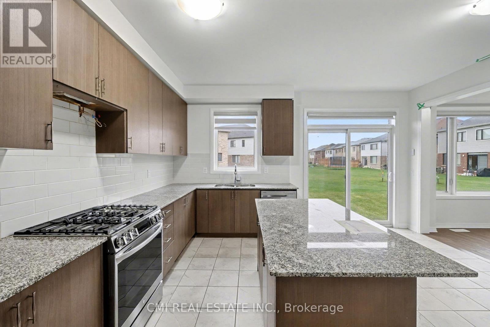 9 Prince Philip Boulevard, North Dumfries, ON - Indoor Photo Showing Kitchen With Upgraded Kitchen