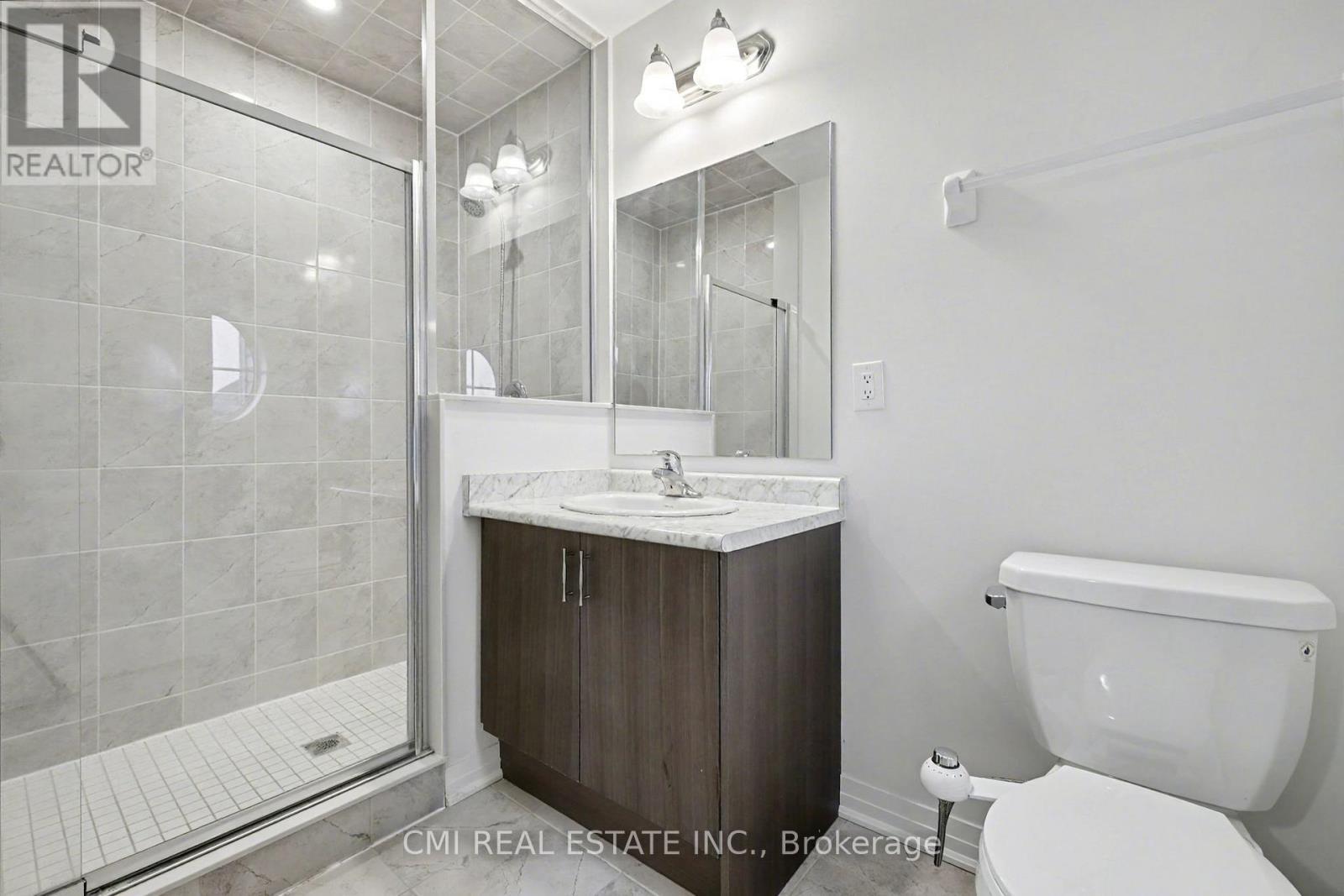 9 Prince Philip Boulevard, North Dumfries, ON - Indoor Photo Showing Bathroom