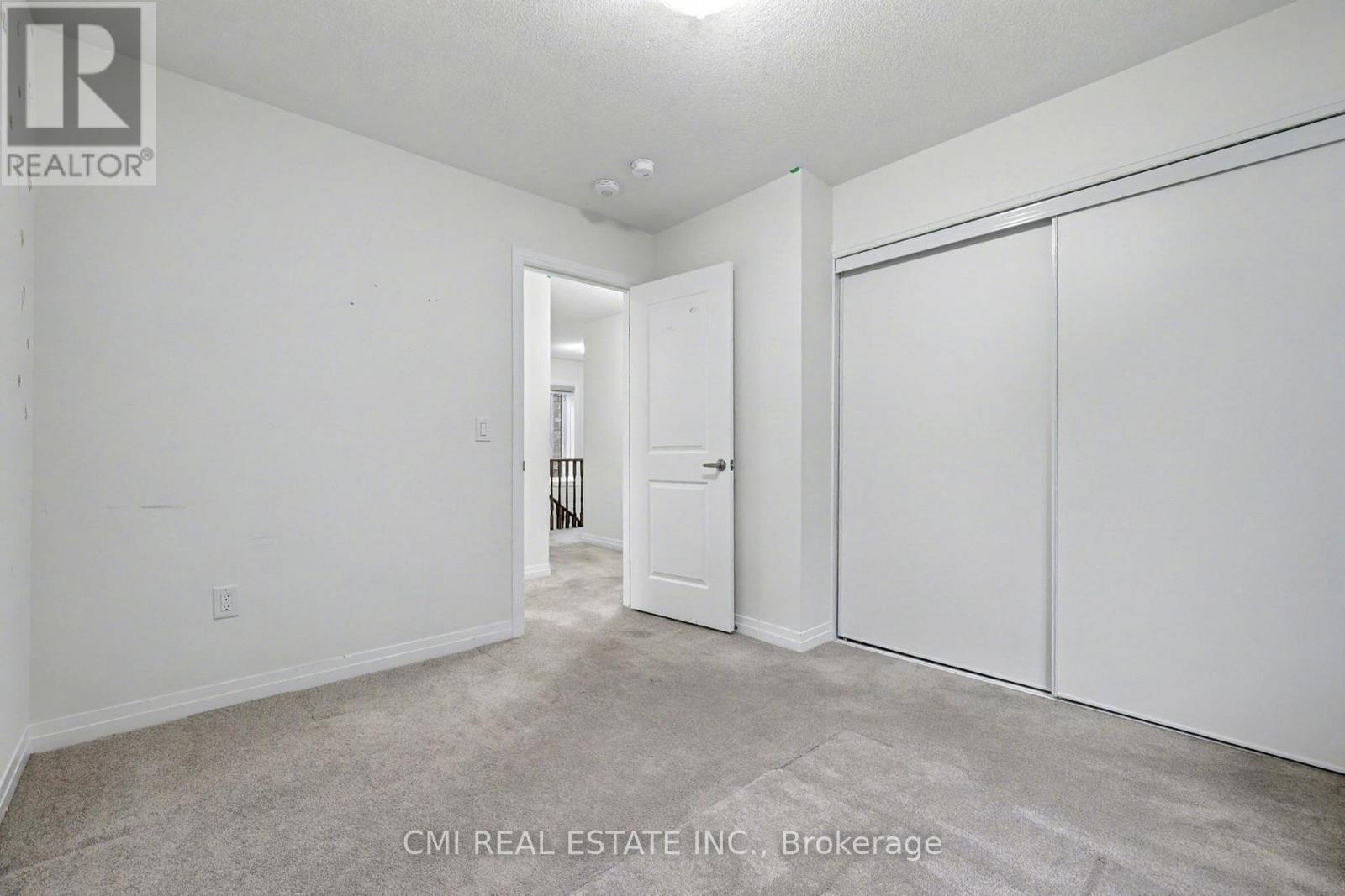 9 Prince Philip Boulevard, North Dumfries, ON - Indoor Photo Showing Other Room