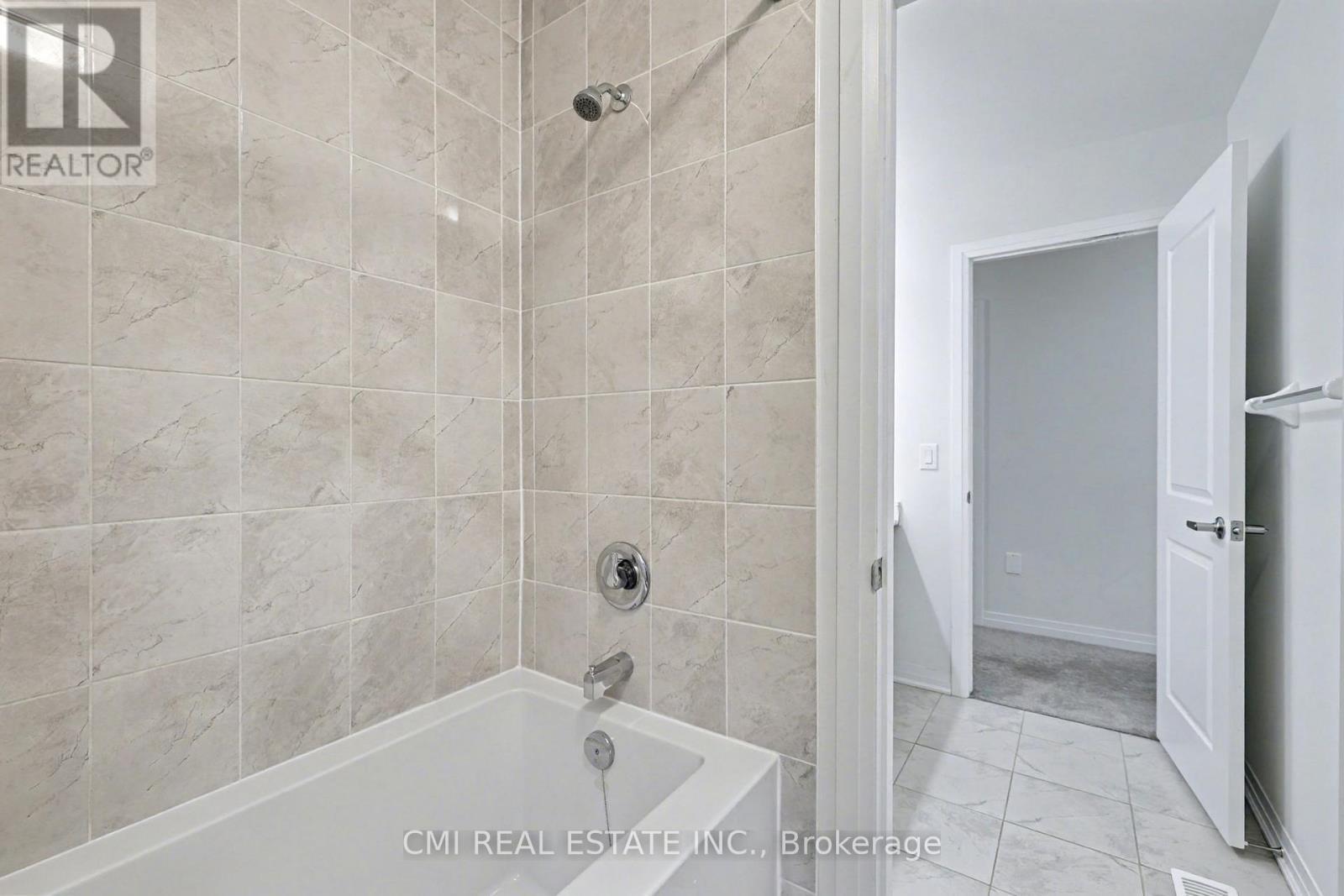 9 Prince Philip Boulevard, North Dumfries, ON - Indoor Photo Showing Bathroom
