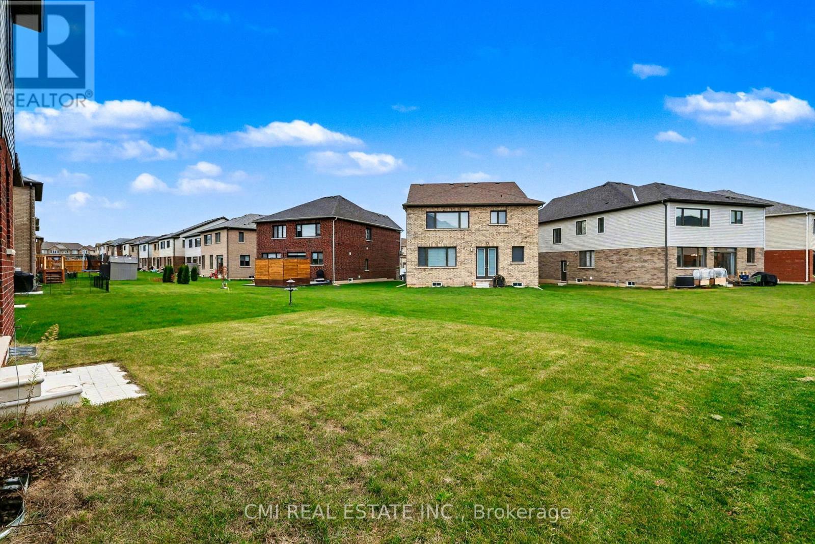 9 Prince Philip Boulevard, North Dumfries, ON - Outdoor