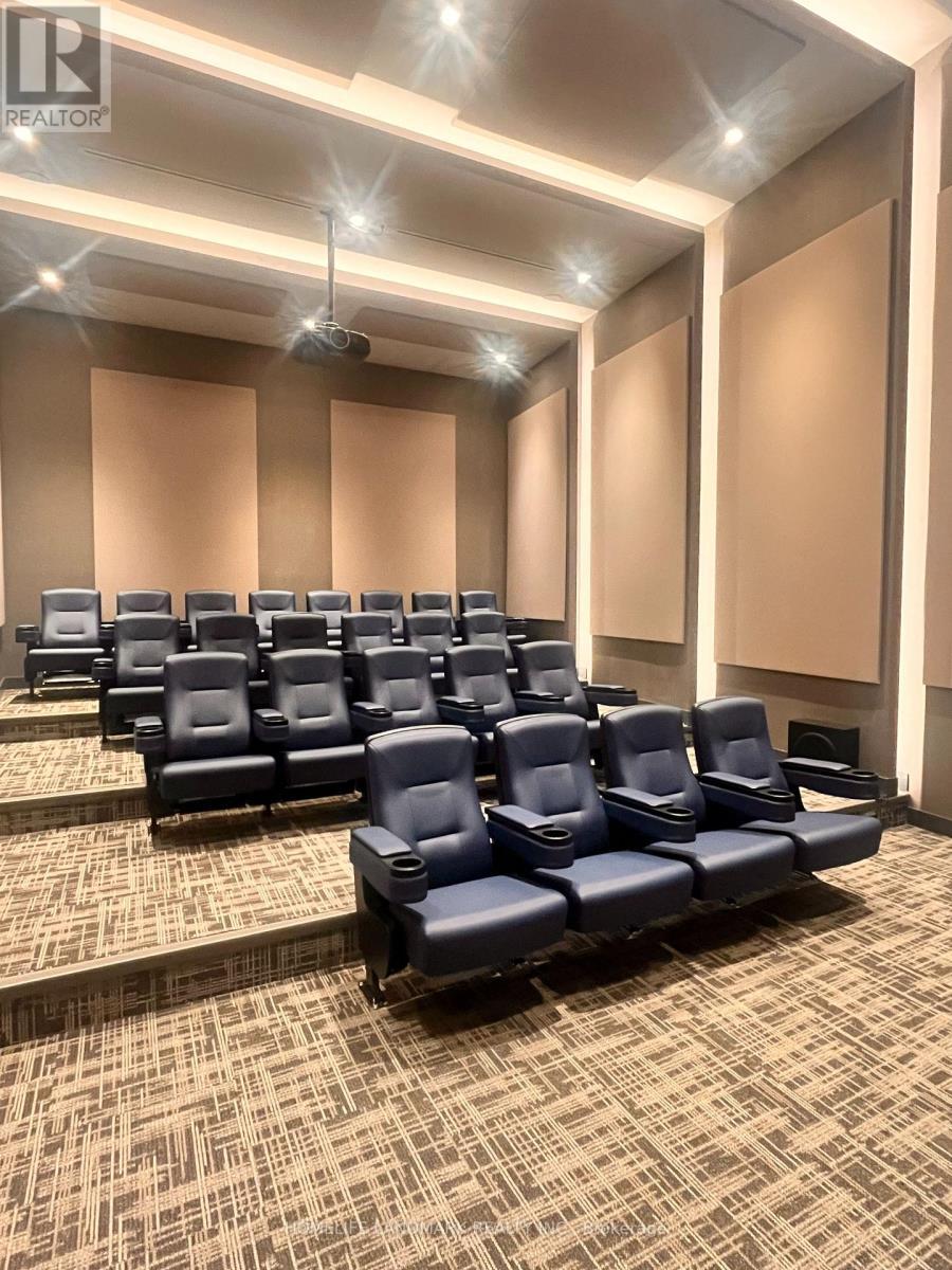 N2007 - 7 Golden Lion Heights, Toronto, ON - Indoor Photo Showing Other Room