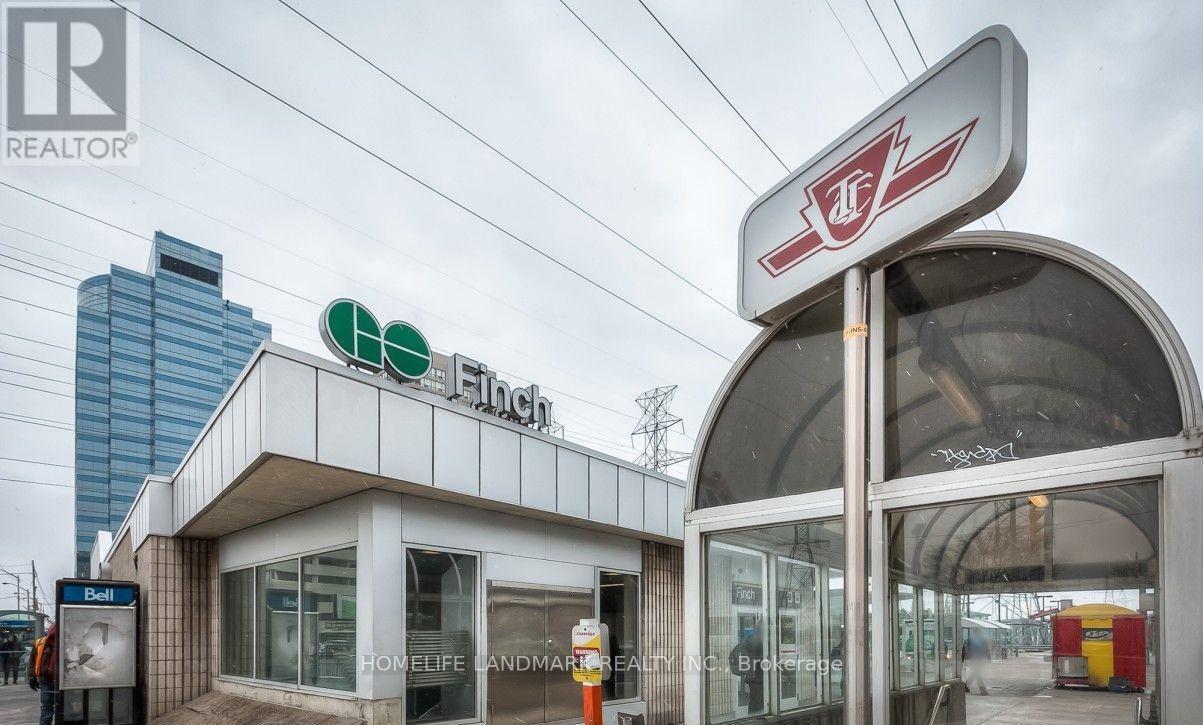 N2007 - 7 Golden Lion Heights, Toronto, ON - Outdoor