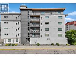 131 Harbourfront Drive NE Unit# 302 Salmon Arm, BC V1E 0G4