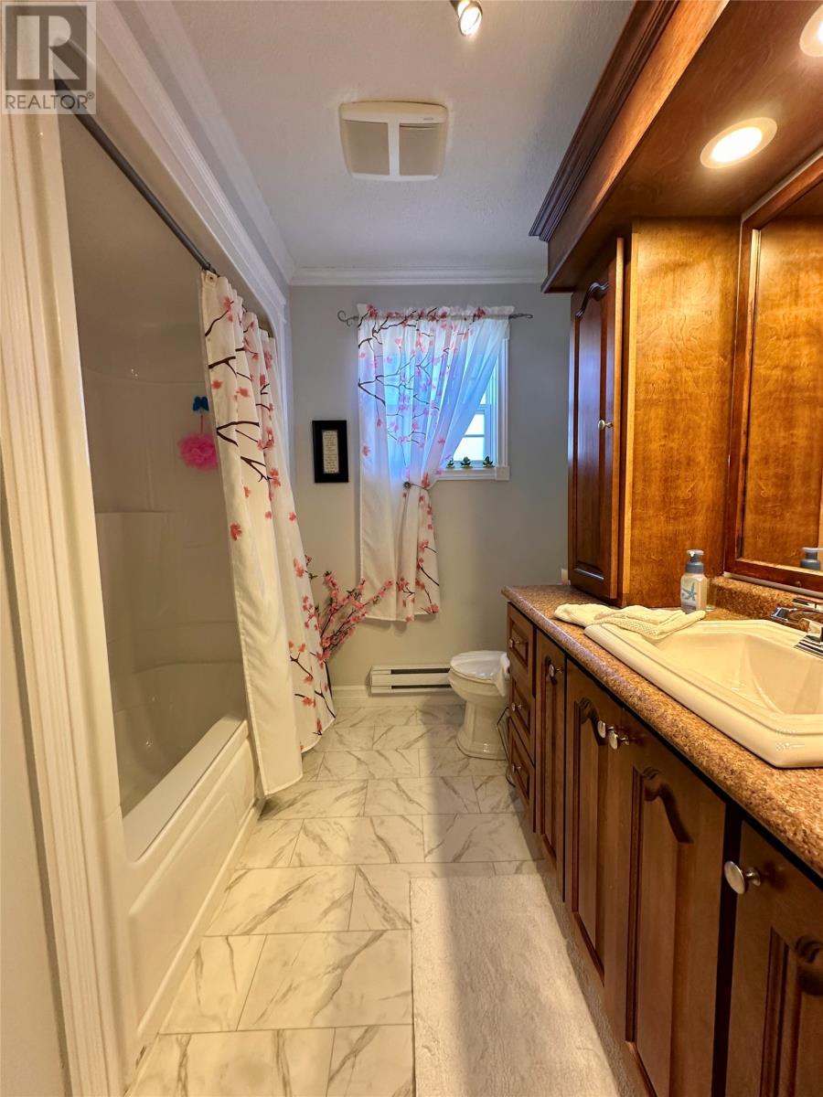 130 Main Road, Rushoon, NL - Indoor Photo Showing Bathroom